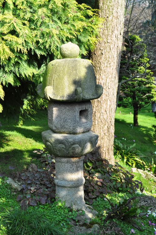 1823